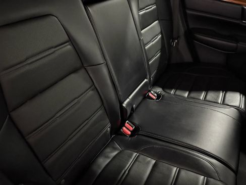 Used 2018 Honda CR-V Touring image 56