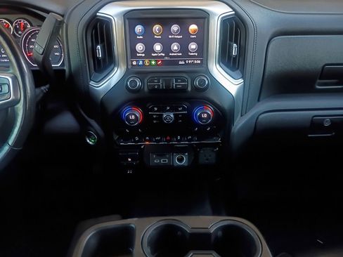 Used 2020 Chevrolet Silverado 1500 LT w/ Texas Edition image 3