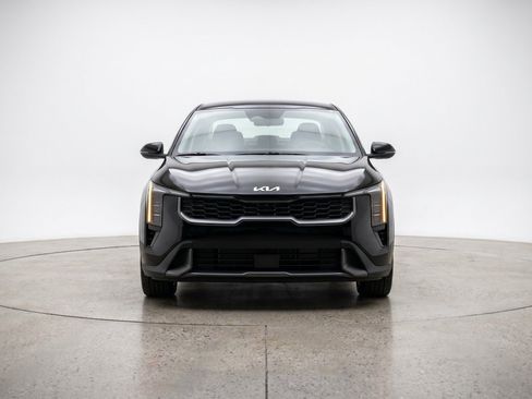 Used 2025 Kia K4 FWD image 2