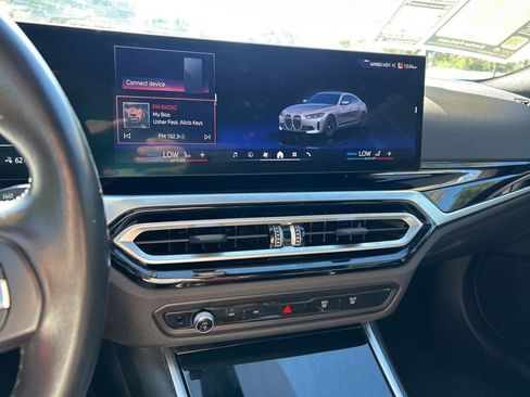 Used 2024 BMW i4 xDrive40i image 32