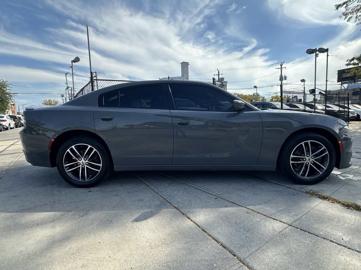 Used 2019 Dodge Charger SXT w/ Cold Weather Package AWD/4WD image 4