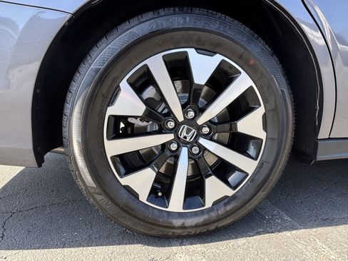 New 2026 Honda Odyssey EX-L image 7