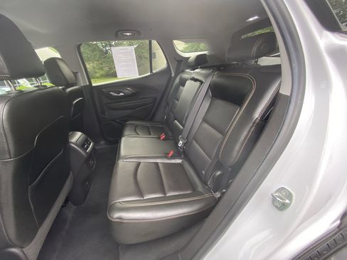 Used 2020 GMC Terrain SLT w/ Preferred Package AWD/4WD image 25