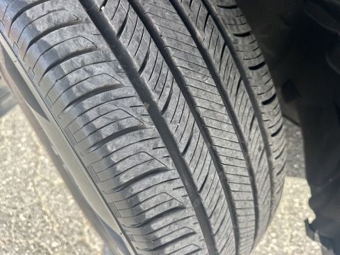 Used 2024 Ford Explorer XLT w/ Equipment Group 202A image 33