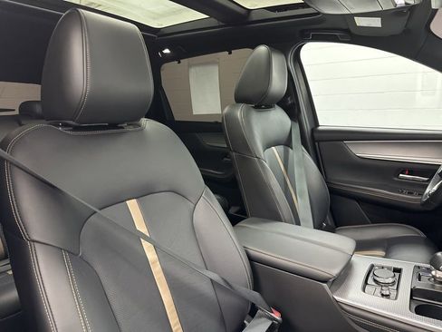 Used 2025 MAZDA CX-70 Plug-In Hybrid w/ Premium Plus image 28