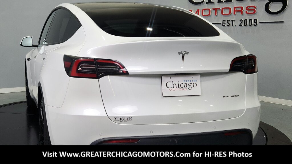 Used 2022 Tesla Model Y Long Range AWD/4WD image 11