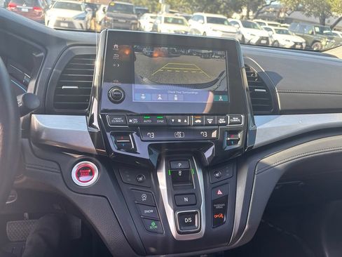 Used 2024 Honda Odyssey EX-L image 15