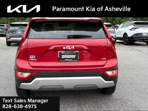 New 2025 Kia Niro EX image 5