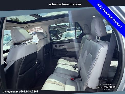 Used 2023 Honda Pilot Touring image 12