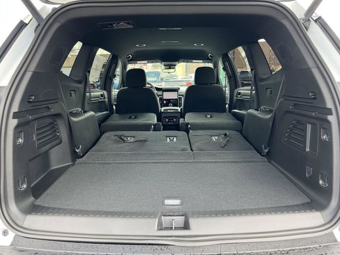 New 2026 GMC Acadia Elevation image 50