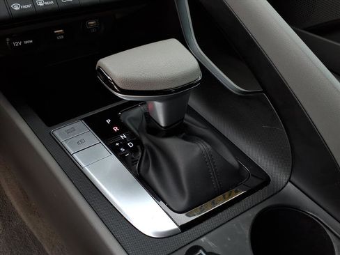 Certified 2023 Hyundai Elantra SEL image 23