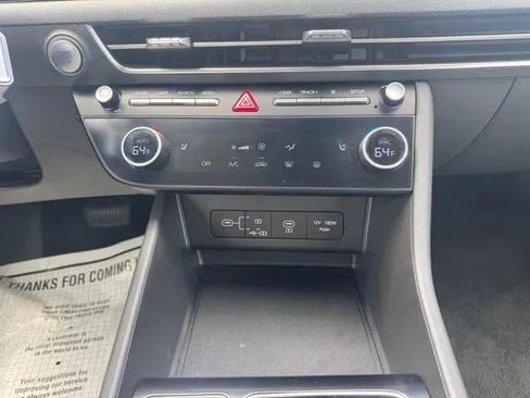 Used 2025 Hyundai Sonata SEL FWD image 26