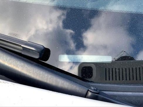 Used 2021 INFINITI Q50 Luxe image 32