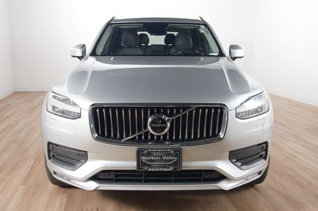 Used 2022 Volvo XC90 T6 Momentum w/ Advanced Package AWD/4WD image 2