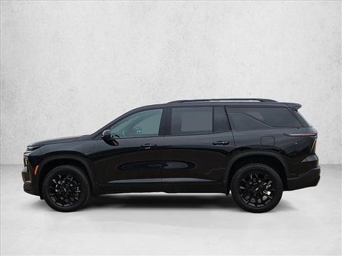 New 2026 Chevrolet Traverse LT w/ Midnight/Sport Edition FWD image 5