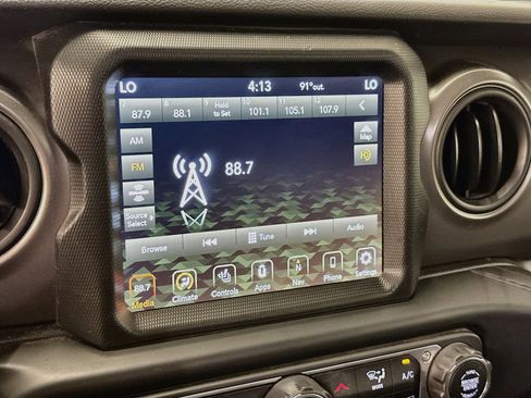 Used 2023 Jeep Wrangler Unlimited w/ Cold Weather Group AWD/4WD image 21