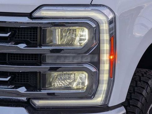 Certified 2023 Ford F250 Lariat w/ Lariat Ultimate Package AWD/4WD image 10