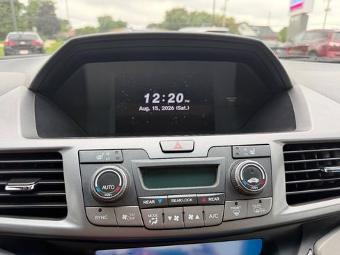 Used 2012 Honda Odyssey Touring image 26