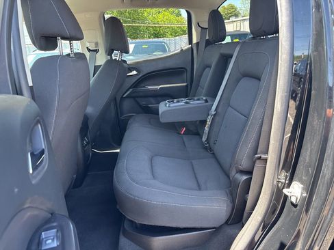 Used 2022 Chevrolet Colorado LT AWD/4WD image 26