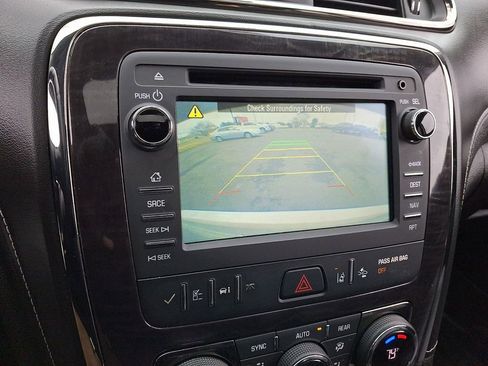 Used 2016 Buick Enclave Premium image 18