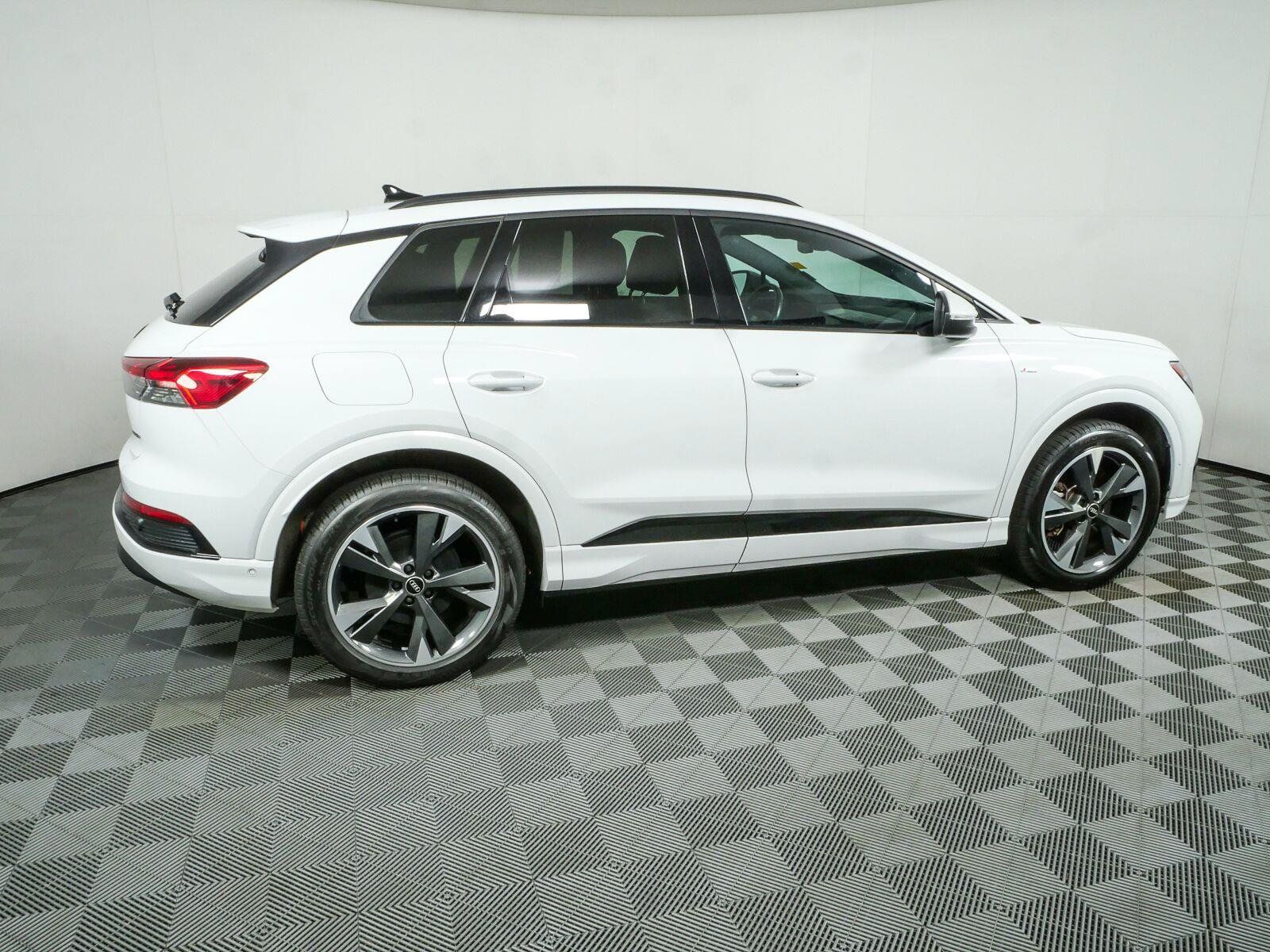 Used 2023 Audi Q4 e-tron Prestige w/ Black Optic Package AWD/4WD image 2