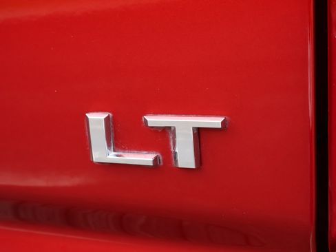 Used 2024 Chevrolet Silverado 1500 LT w/ Leather Package RWD image 22