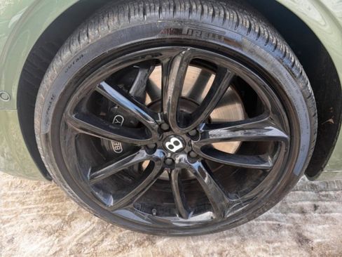 Used 2021 Bentley Continental GT image 9