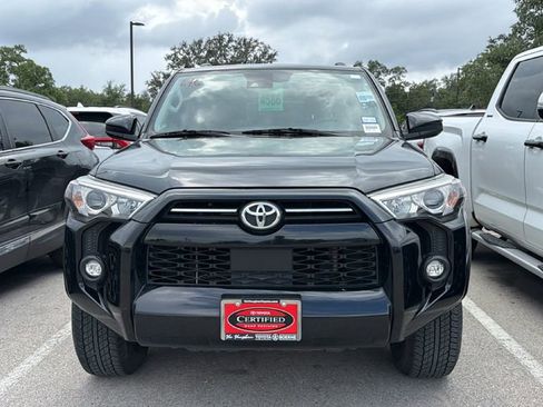Used 2023 Toyota 4Runner SR5 RWD image 2