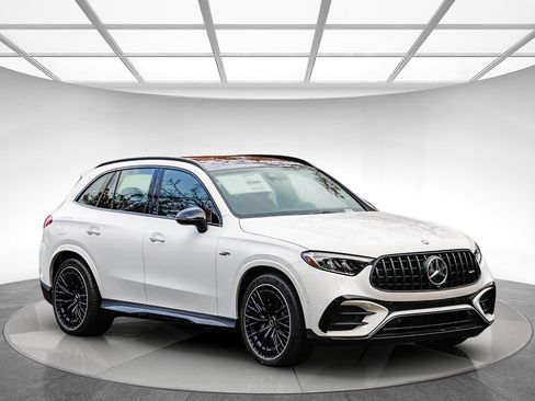 New 2026 Mercedes-Benz GLC 43 AMG 4MATIC image 5