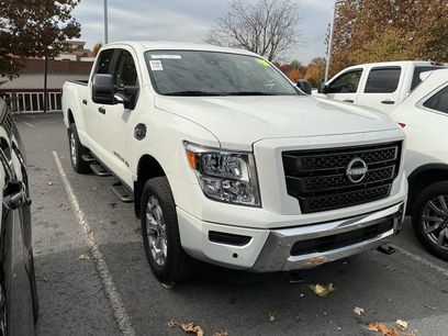 Used 2024 Nissan Titan SV w/ SV Convenience Package