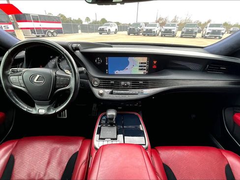 Used 2018 Lexus LS 500 F Sport w/ Accessory Package (Z2) image 15