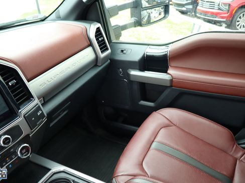 Used 2022 Ford F350 Platinum AWD/4WD image 24