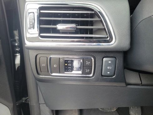 Certified 2023 Lincoln Navigator Reserve image 45