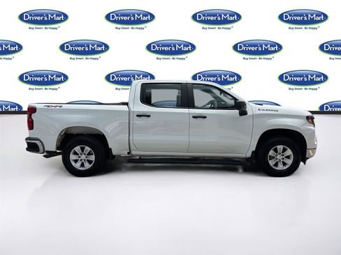 Used 2023 Chevrolet Silverado 1500 W/T w/ Trailering Package AWD/4WD image 8