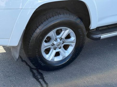 Used 2018 Toyota 4Runner SR5 image 7