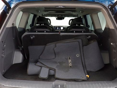 Used 2024 Kia EV9 Land image 21