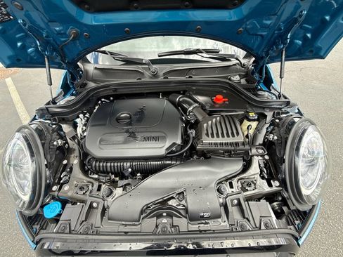 Used 2022 MINI Cooper S w/ Driver Assistance Package FWD image 8
