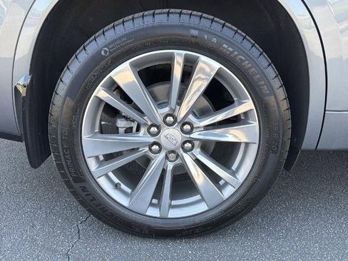 Certified 2022 Cadillac XT6 Premium Luxury AWD/4WD image 13