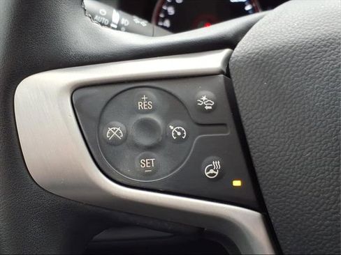 Used 2023 GMC Acadia SLT w/ Elevation Edition image 25