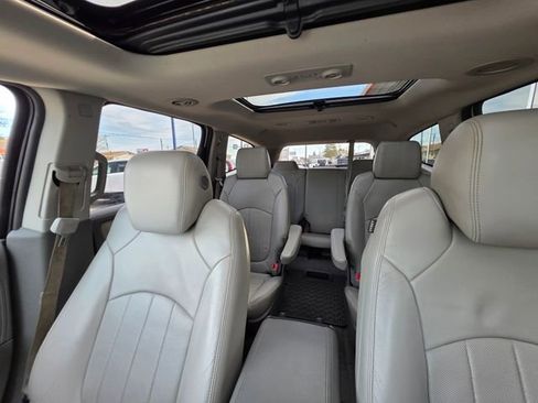 Used 2016 Chevrolet Traverse LTZ AWD/4WD image 24