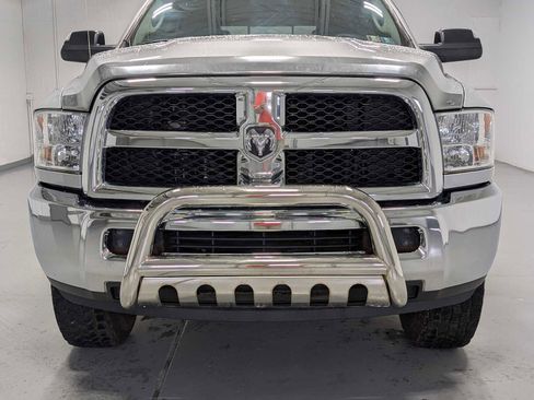 Used 2018 RAM 2500 SLT image 2