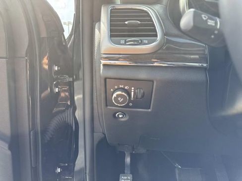 Used 2019 Honda CR-V Touring image 33