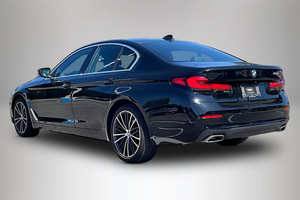 Used 2023 BMW 540i w/ Convenience Package RWD image 4