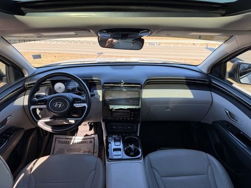 Used 2023 Hyundai Tucson Limited image 4