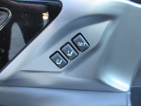 Used 2025 Subaru Legacy Touring XT AWD/4WD image 29