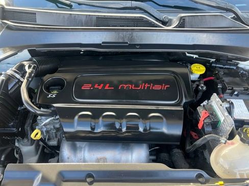 Used 2018 Jeep Compass Limited w/ Navigation Group image 31