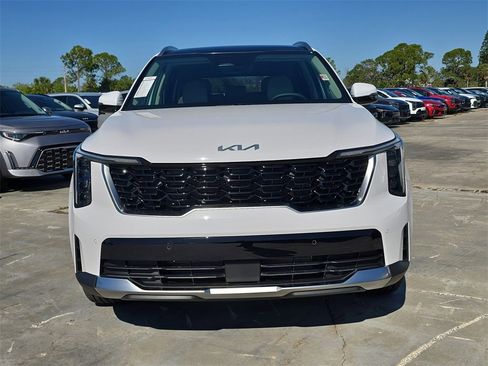New 2026 Kia Sorento S image 3