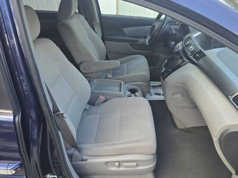 Used 2014 Honda Odyssey EX image 16