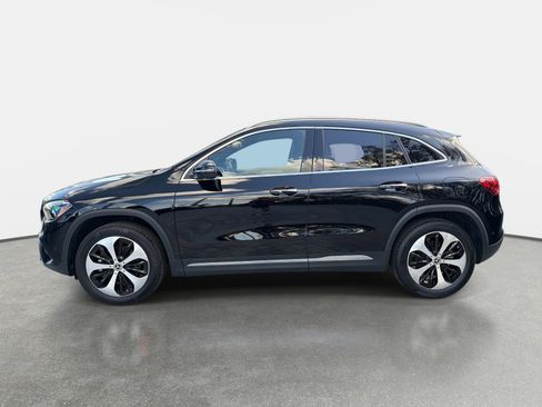 Used 2025 Mercedes-Benz GLA 250 4MATIC image 6