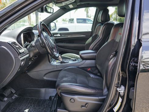 Used 2020 Jeep Grand Cherokee Trailhawk image 16